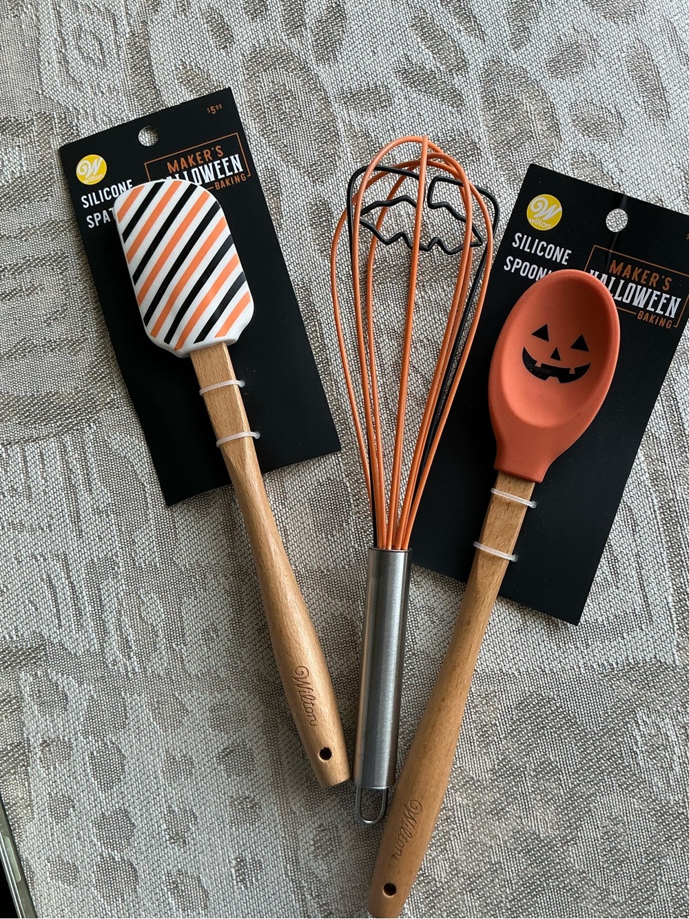 3 NWT and NWOT Halloween Kitchen Utensils 🎃